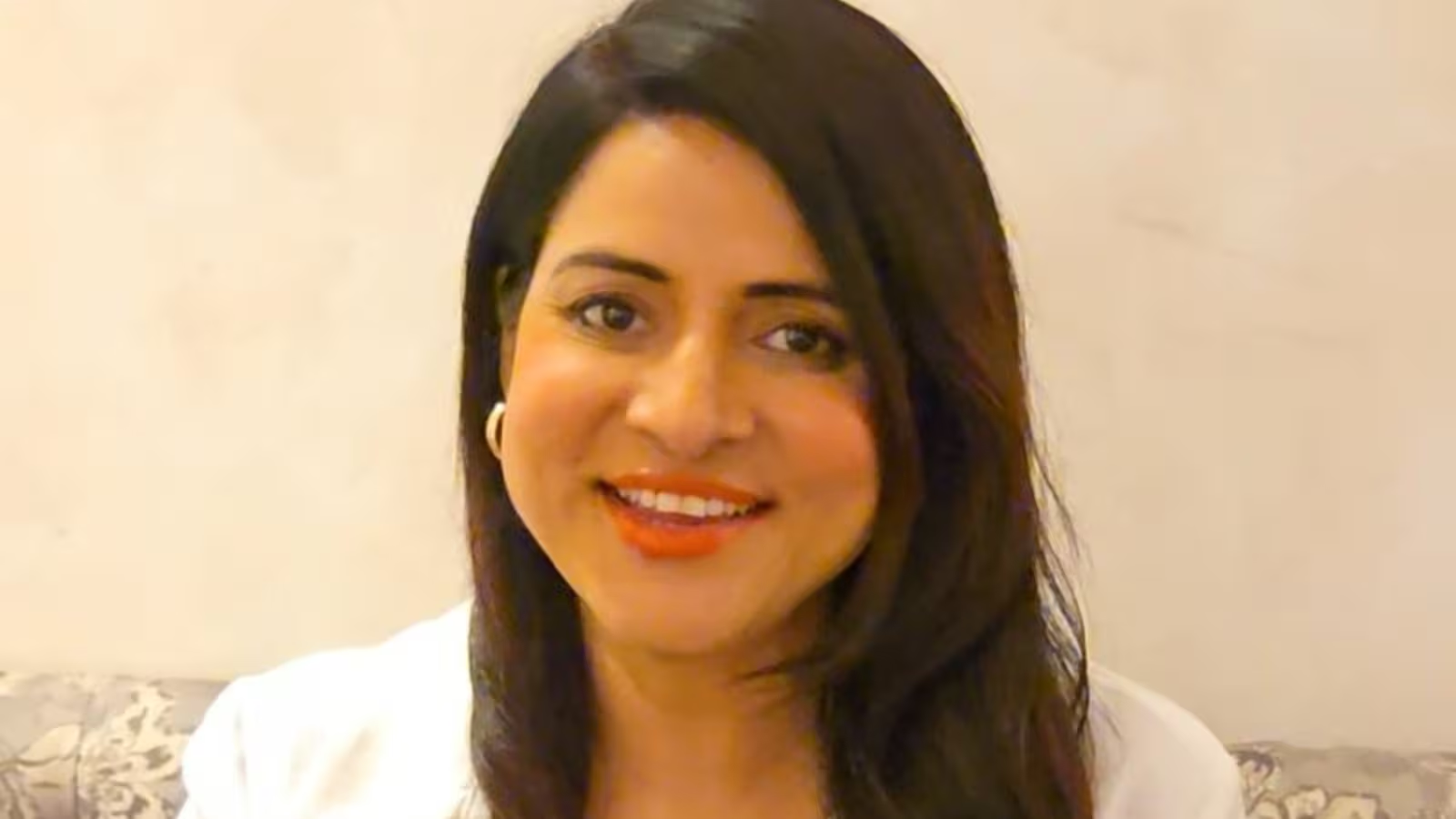 ‘पति ऑन-स्क्रीन Kiss करे तो दिक्कत नहीं, बस रियल लाइफ अफेयर न हो’, इंटीमेट सीन्स पर ‘तारक मेहता’ फेम सिंपल कॉल का बेबाक बयान